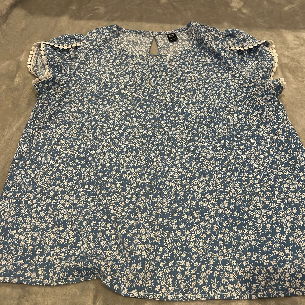 Blue Floral Women's Top